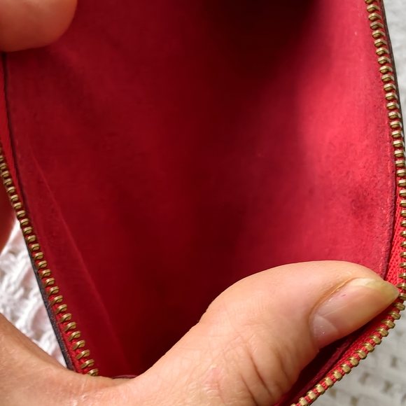 Red Louis Vuitton Authentic Women's Bag - Picture 8 of 9